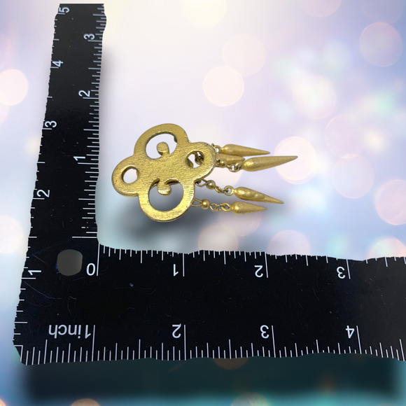 Vintage 1980's Gold Tone Trefoil Dangle Clip On Earrings Couture Mogul Runway - Picture 4 of 4